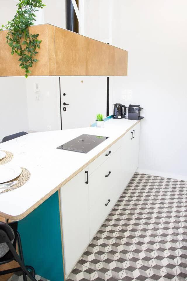 Fully Renovated, Modern Beauty In Central Athens! Luaran gambar