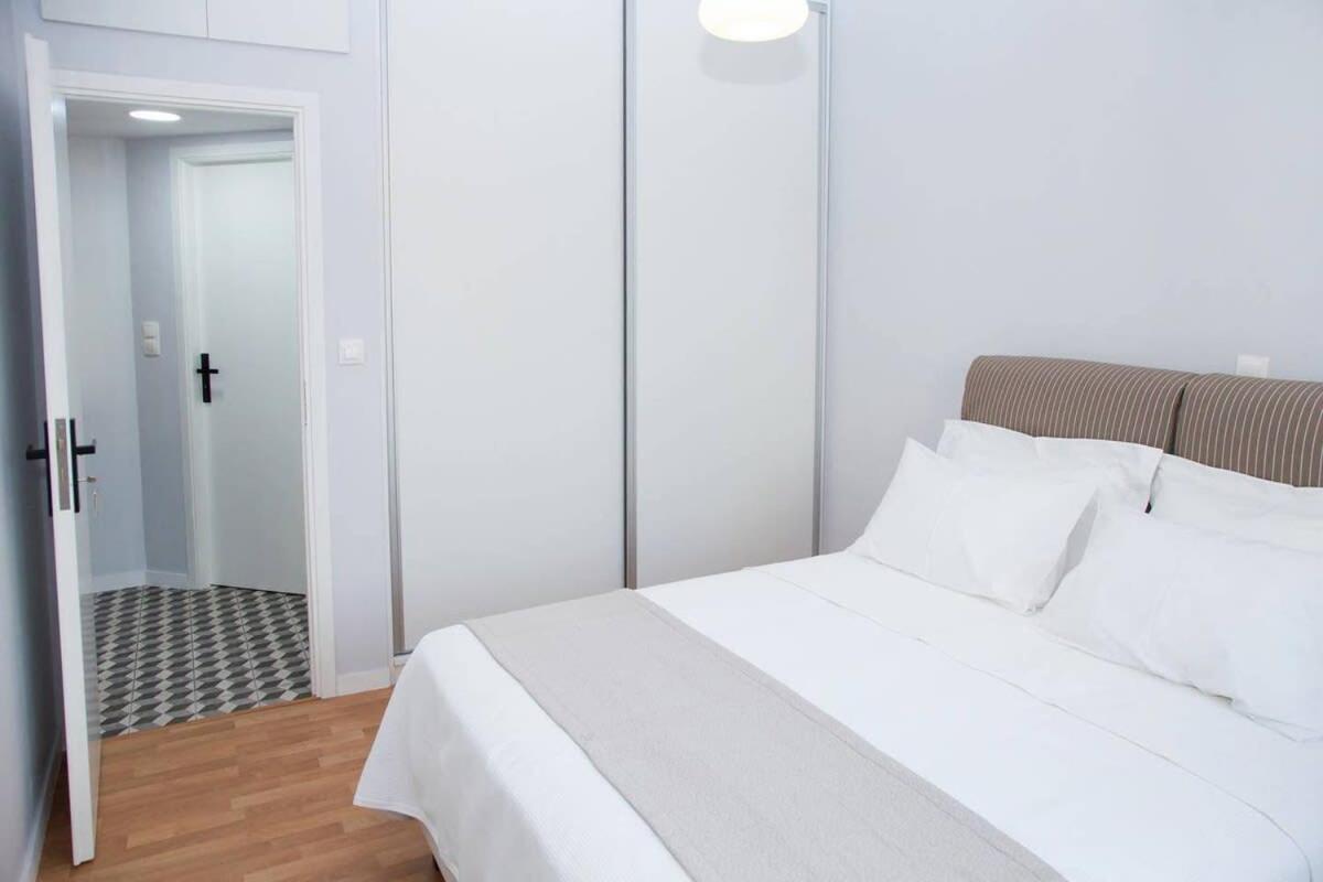 Fully Renovated, Modern Beauty In Central Athens! Luaran gambar