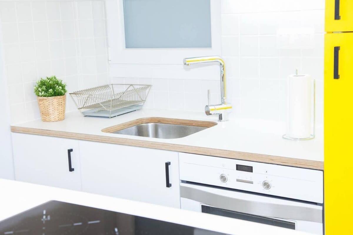 Fully Renovated, Modern Beauty In Central Athens! Luaran gambar